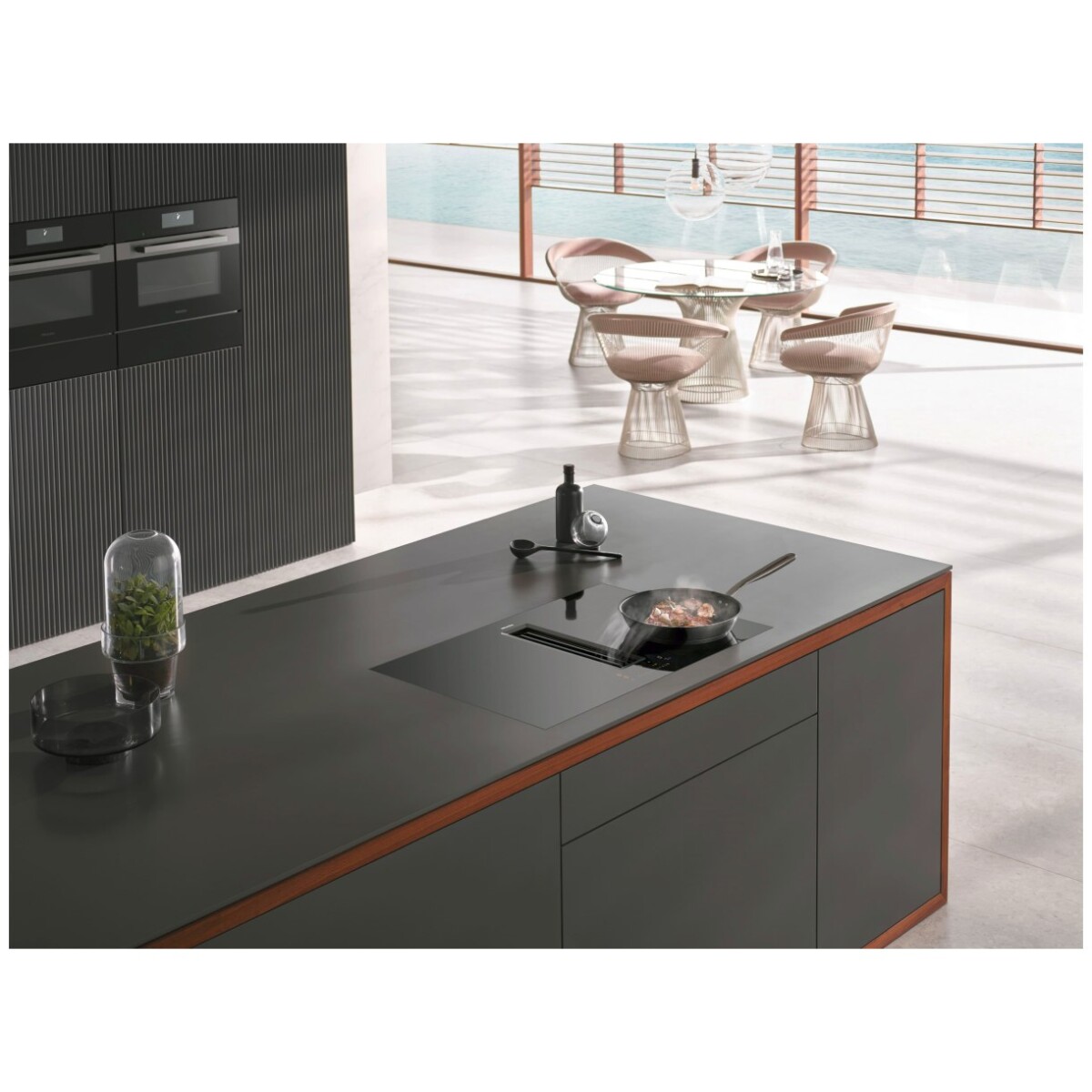 plyty-indukcyjne-ze-zintegrowanym-wyciagiem-nablatowym-miele-kmda-7272-fl-a-silence-4 Płyta indukcyjna ze zintegrowanym wyciągiem nablatowym MIELE KMDA 7272 FL-A Silence